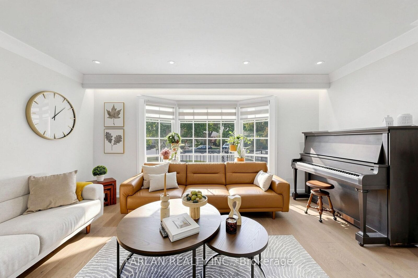 Property Photo:  235 Rosemar Gardens  ON L4C 3Z8 