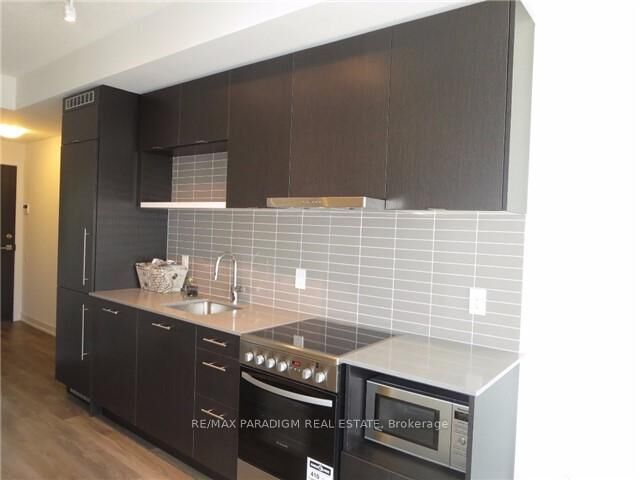 Property Photo:  365 Church Street 2413  ON M5B 1Z9 