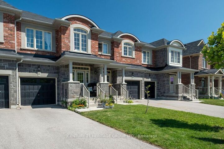 Property Photo:  28 Cupples Farm Lane  ON L0G 1M0 