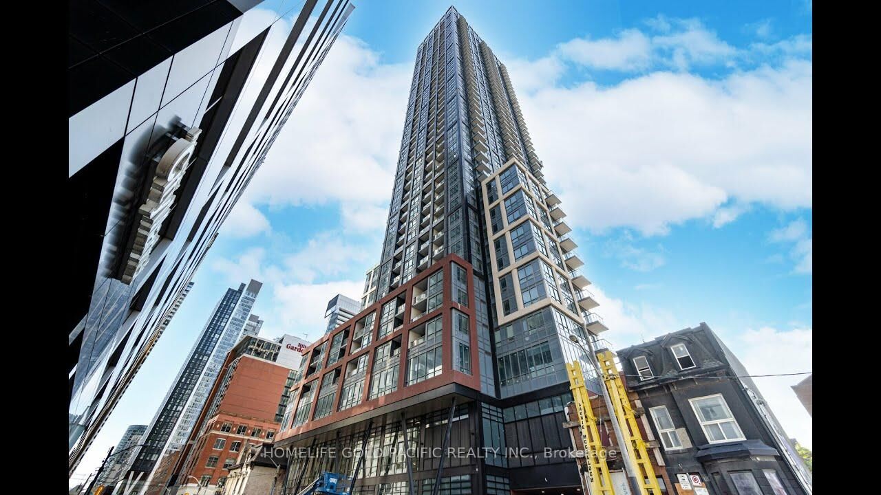 Property Photo:  108 Peter Street 622  ON M5V 0W2 