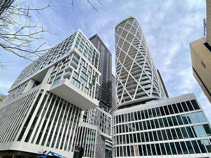 Property Photo:  238 Simcoe Street  ON M5T 0E2 