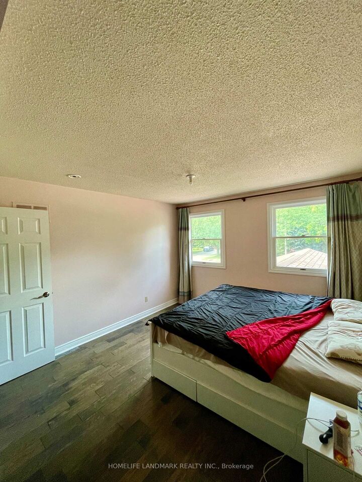 Property Photo:  3371 Cider Mill Place Upper Floor Room A  ON L5L 3H6 