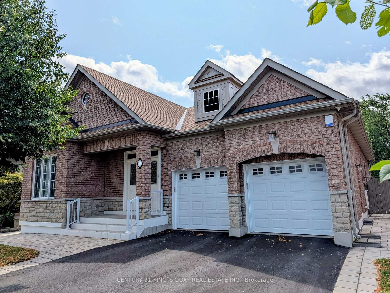 Property Photo: 10 Coakwell Drive ON L6B 0L7