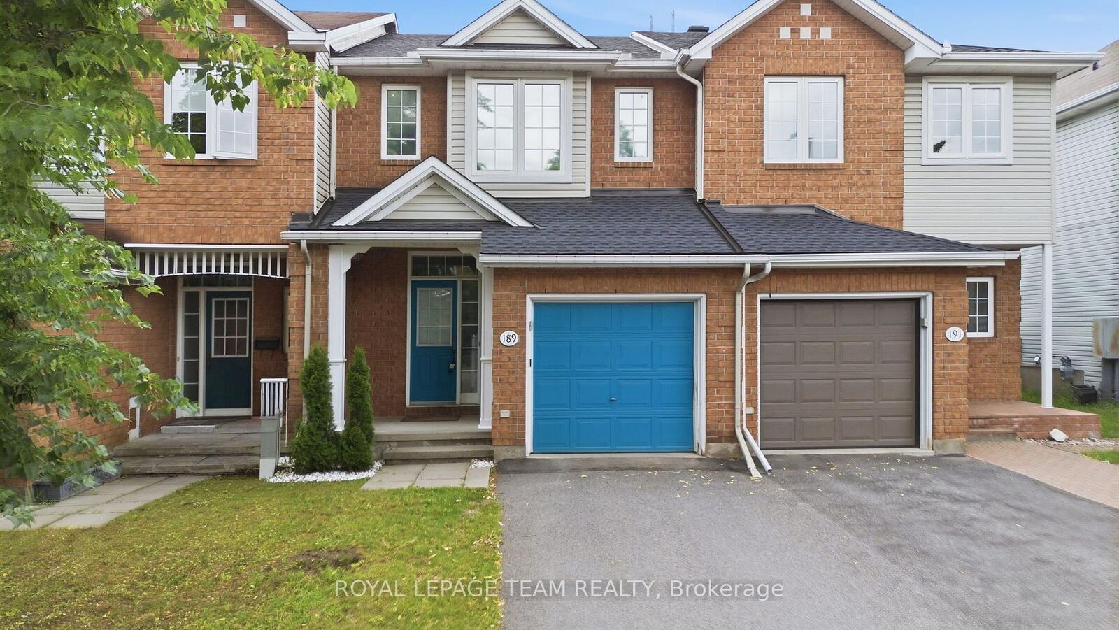 Property Photo:  189 Gray Crescent  ON K2K 3L8 