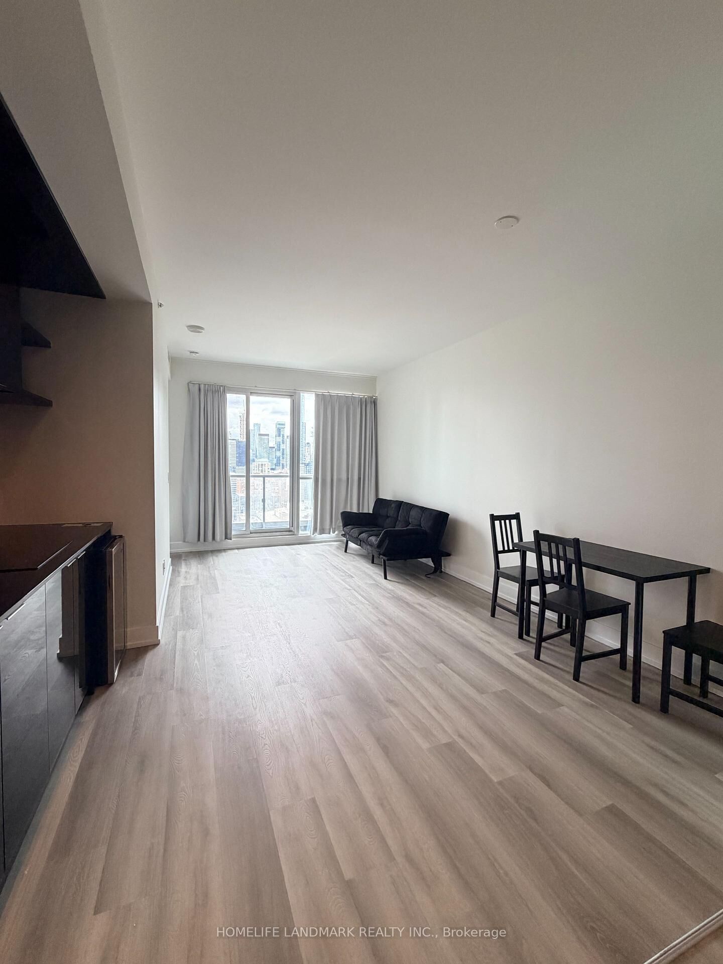 Property Photo:  70 Temperance Street 3701  ON M5H 4E8 