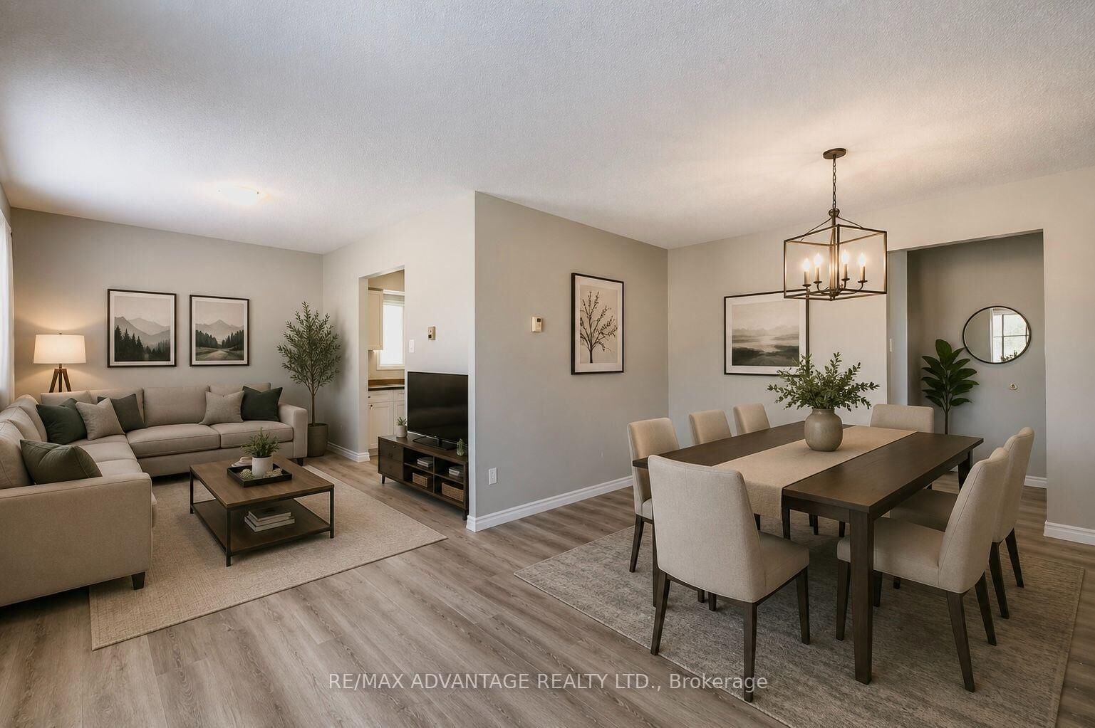 Property Photo: 9 Camelot Crescent ON N5V 3L4