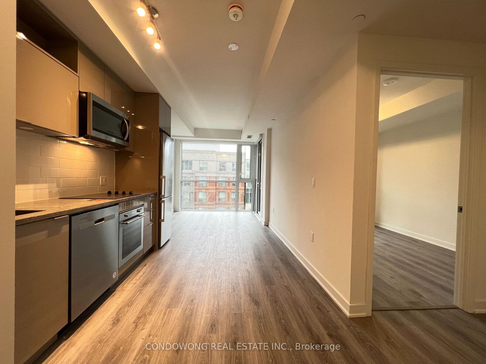 Property Photo: 60 Princess Street 714 ON M5A 2C7
