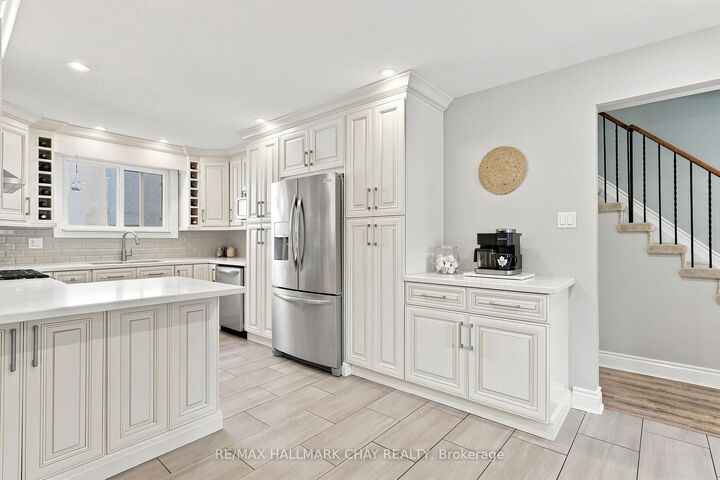 Property Photo:  278 Carlisle Street  ON L3Y 6C1 