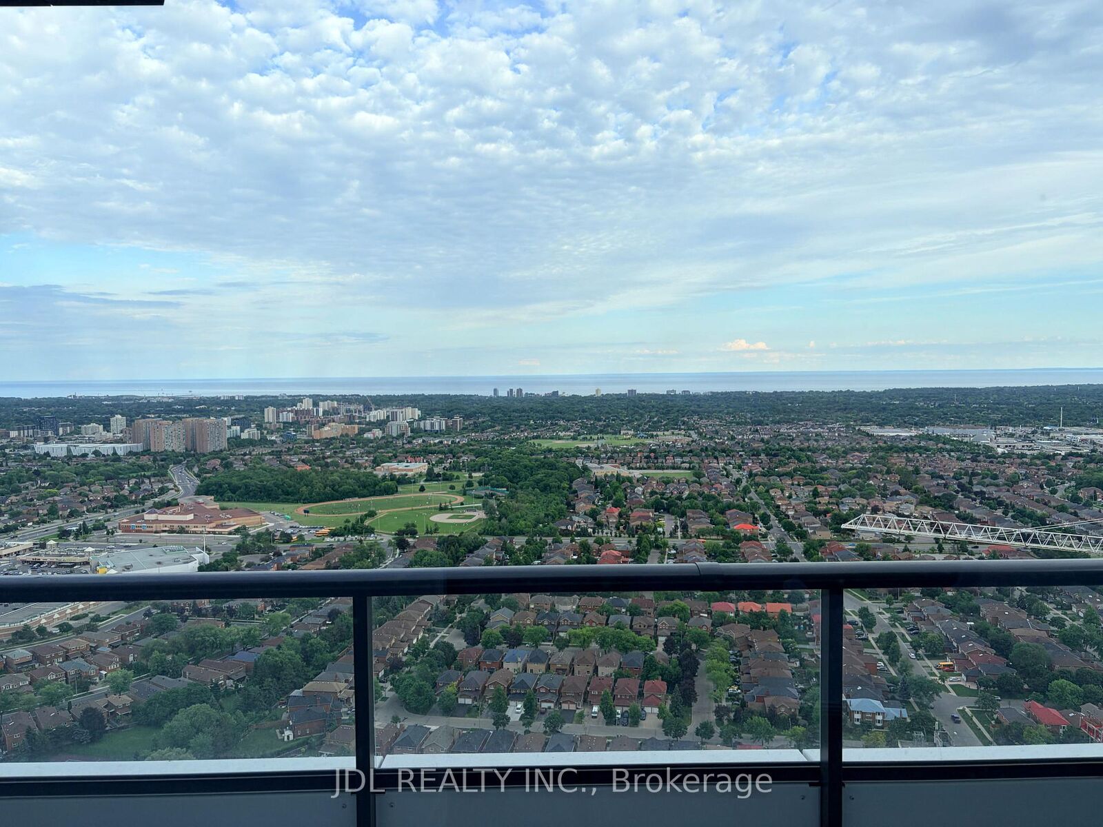 Property Photo:  448 Burnhamthorpe Road W 4109  ON L5B 0R4 
