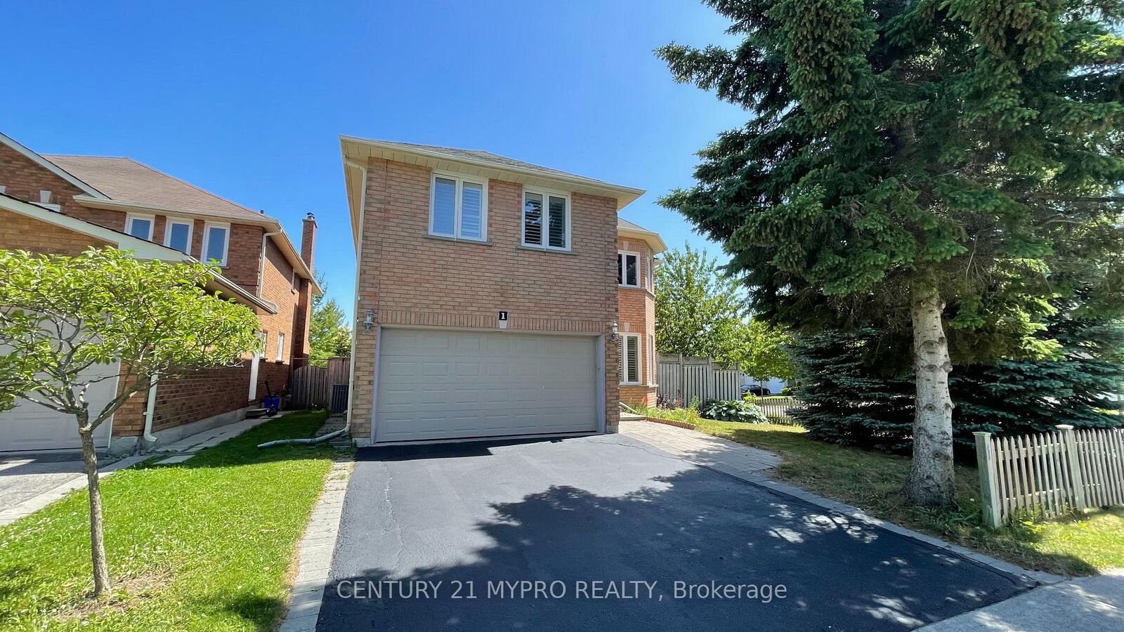 Property Photo:  1 Brookwood Drive  ON L4S 1E8 