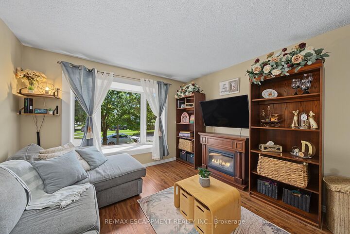 Property Photo: 4917 Homestead Drive ON L0R 1B5