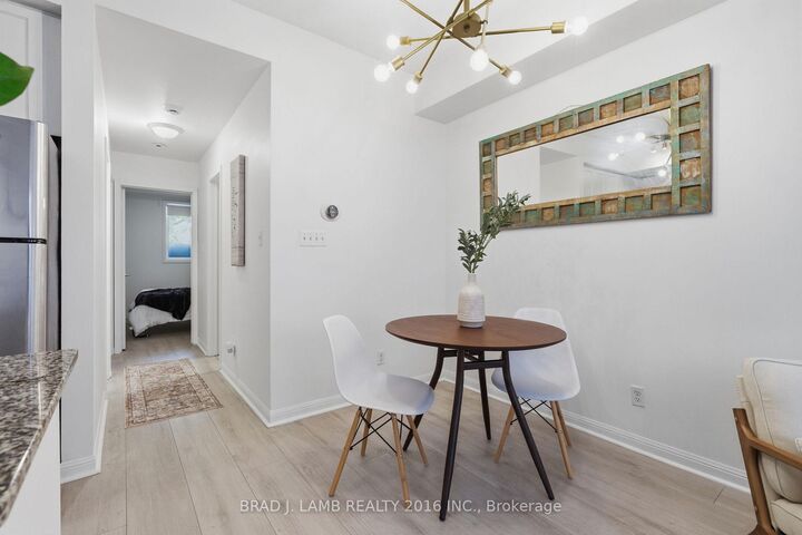 Property Photo: 80 Carr Street 29 ON M5T 1B7