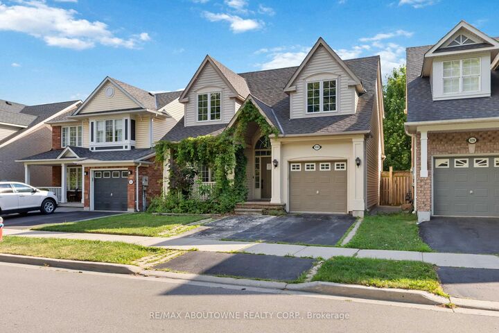 930 Lancaster Boulevard — photo 1