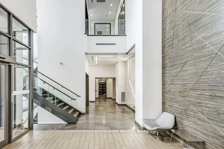 Property Photo: 325 South Park Road 1210 ON L3T 7W2