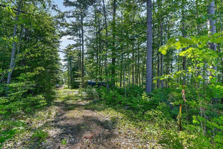 Property Photo:  2221A Gratton Trail  ON K0J 2L0 