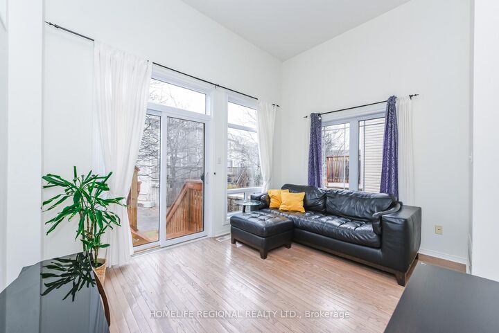 Property Photo:  7105 Branigan Gate 72  ON L5N 7S2 