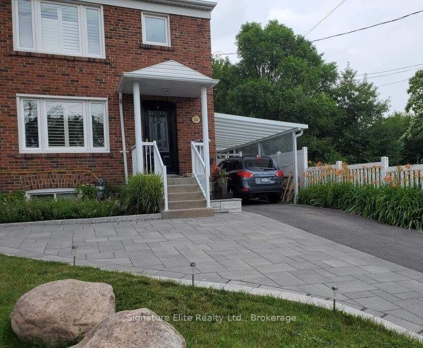 Property Photo:  230 Clonmore Drive Lower  ON M1N 1Y1 
