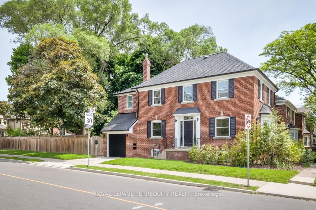 Property Photo:  674 Eglinton Avenue E Lower  ON M4G 2K5 