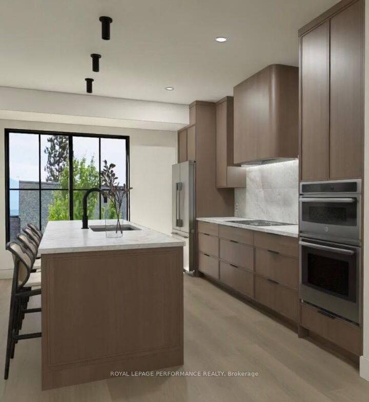 Property Photo:  344 Tweedsmuir Avenue 6  ON K1Z 5N4 