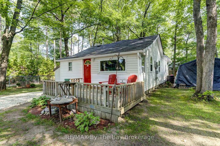 Property Photo: 717 Oxbow Park Drive ON L9Z 2V2