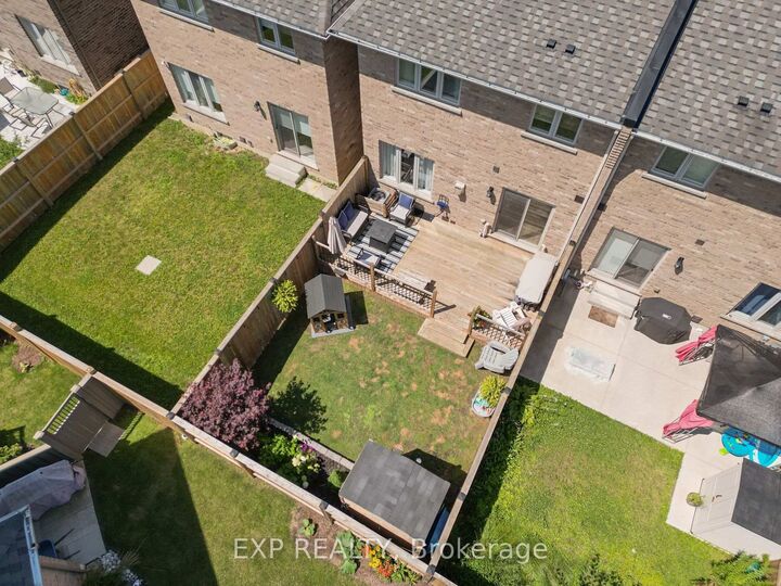Property Photo:  82 Dennis Drive  ON L0R 2A0 