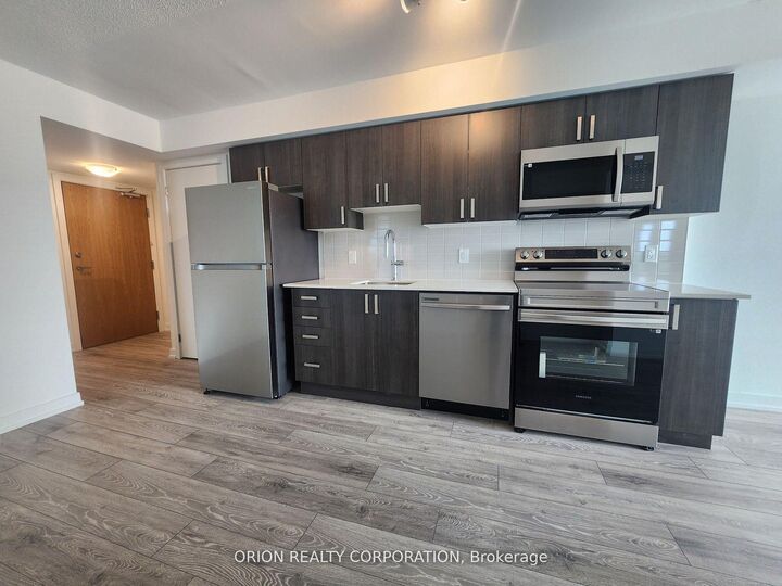 Property Photo:  1455 Celebration Drive 1304  ON L1W 0C3 