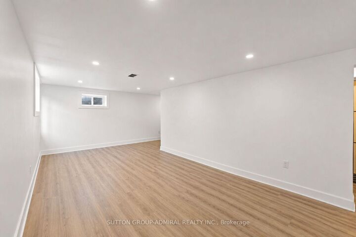 Property Photo:  3 Hartland Road Basement  ON M9C 4S9 