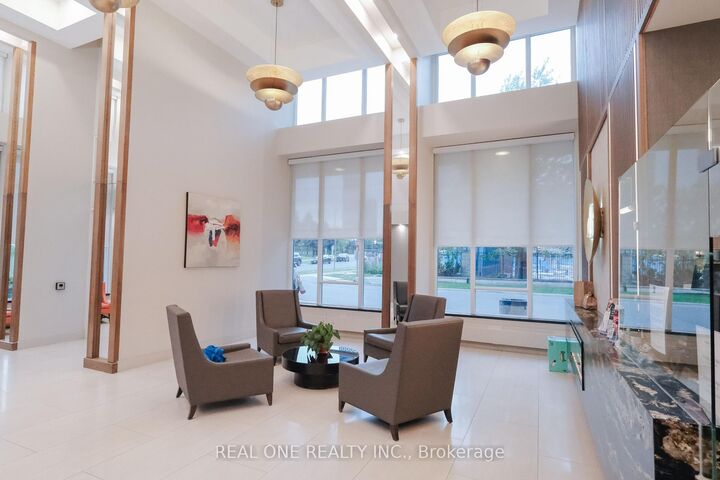 Property Photo: 3525 Kariya Drive 1608 ON L5B 0C2