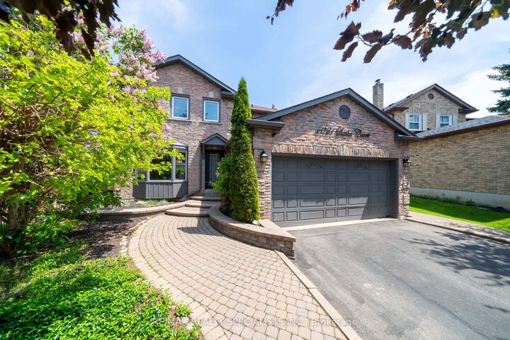 Property Photo:  4021 Sasha Court  ON L4W 3K9 