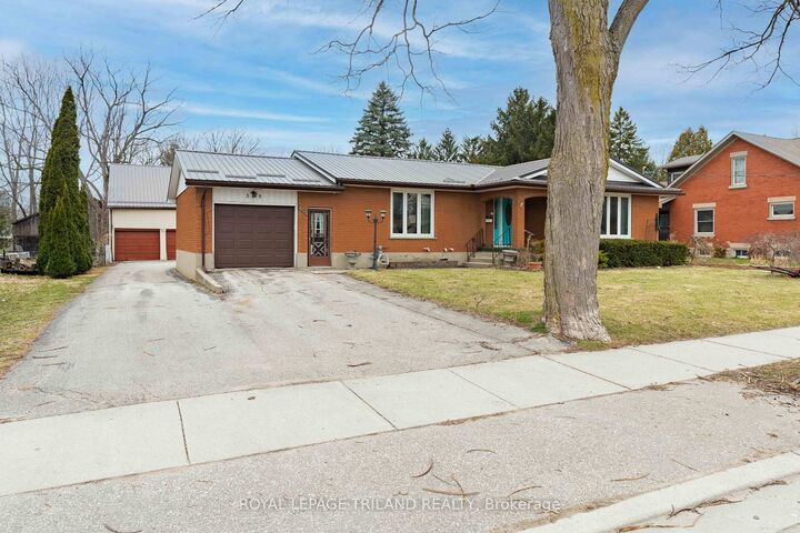 Property Photo: 308 John Street S ON N5H 2E2