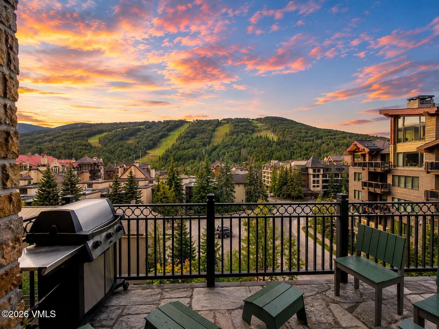 Property Photo:  610 W Lionshead Circle 519  CO 81657 