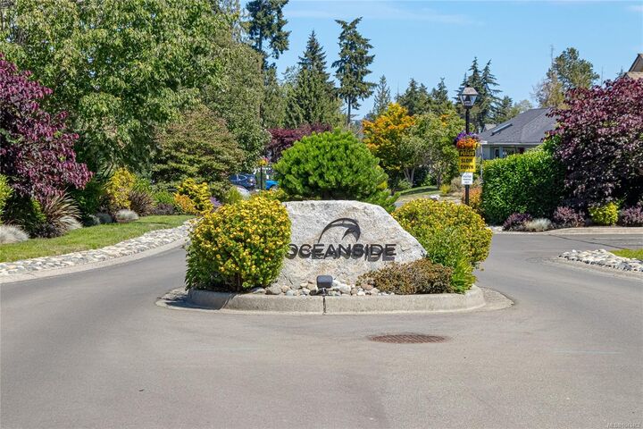 Property Photo:  618 Windward Way  BC V9K 2K4 