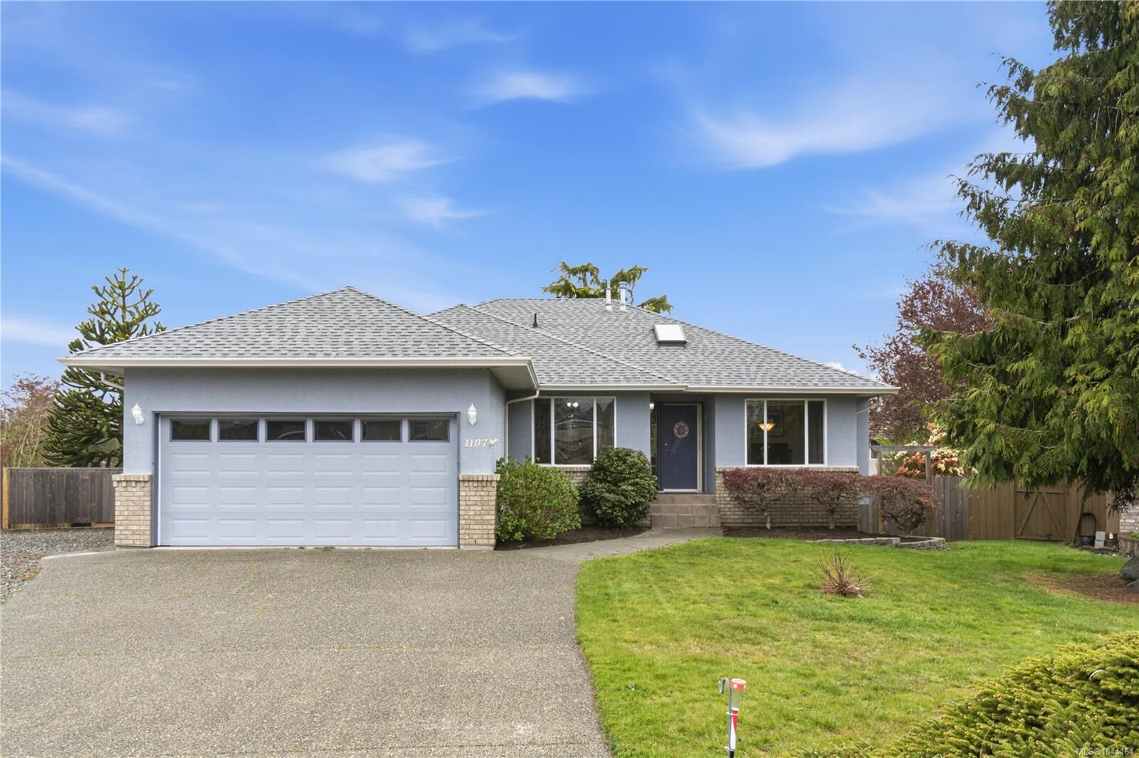 Property Photo:  1107 Aery View Way  BC V9P 2N9 