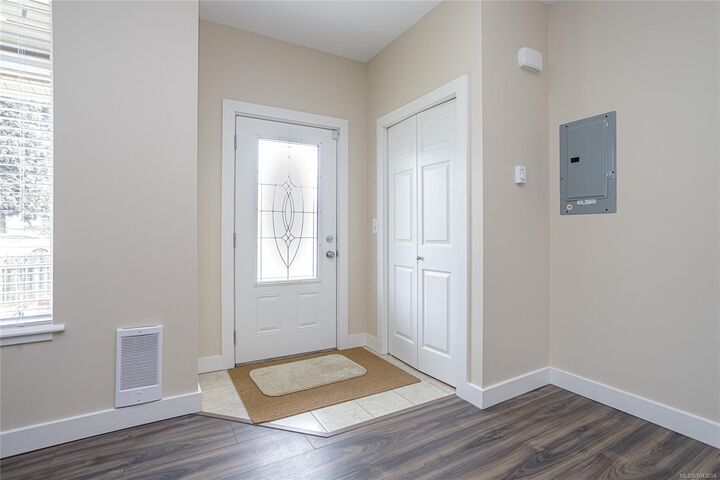 Property Photo: 144 Victoria Rd BC V9R 4P5