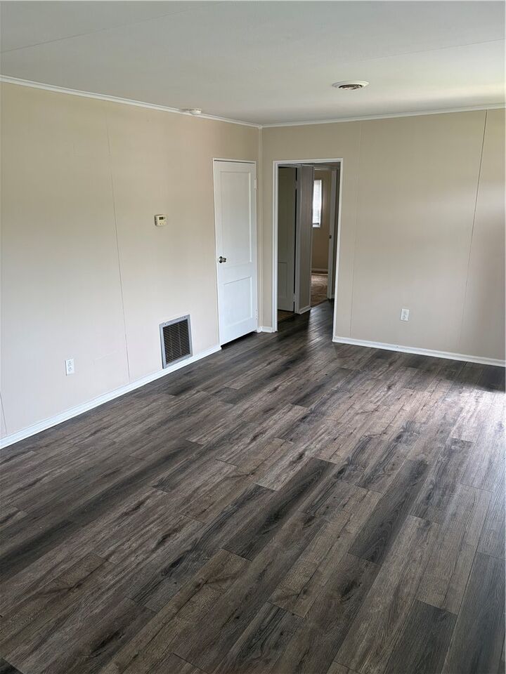 Property Photo: 213 Caruso PA 15146
