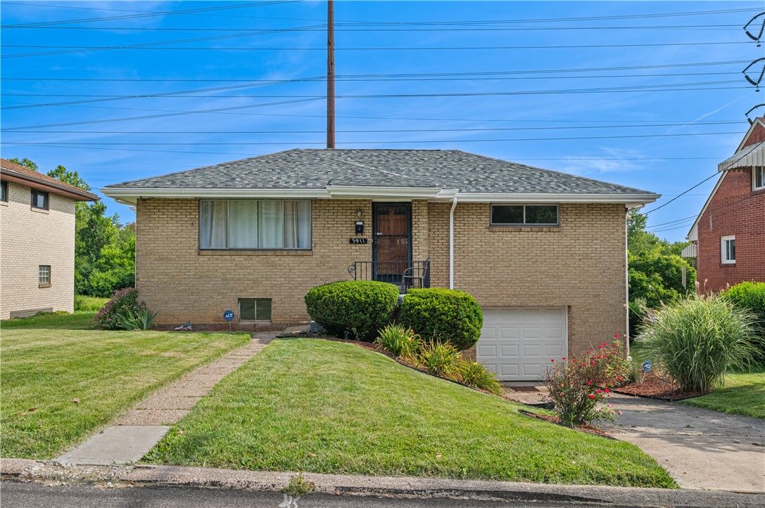 Property Photo:  3911 Mayfair St  PA 15204 