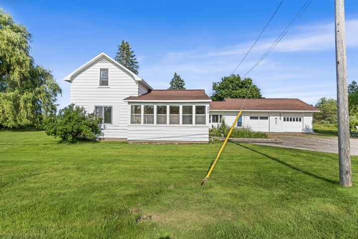 Property Photo:  505 Lafayette Avenue  MI 49721 