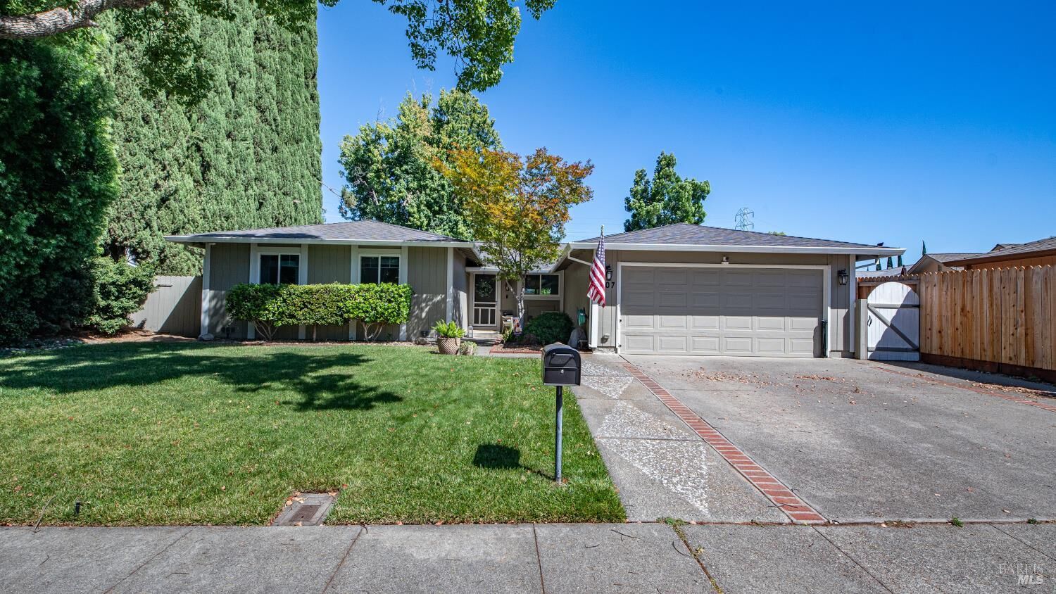 Property Photo:  107 Cheyenne Drive  CA 95688 
