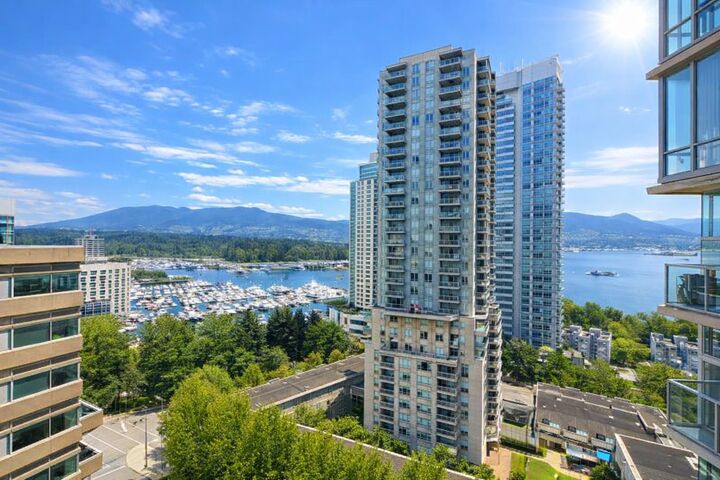 1228 W Hastings Street 1404 — photo 1