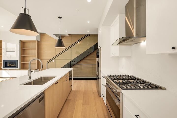 Property Photo: 3407 Mamquam Road 11 BC V8B 1E4