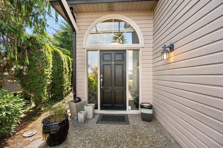 Property Photo: 215 Morningside Drive BC V4L 2M3
