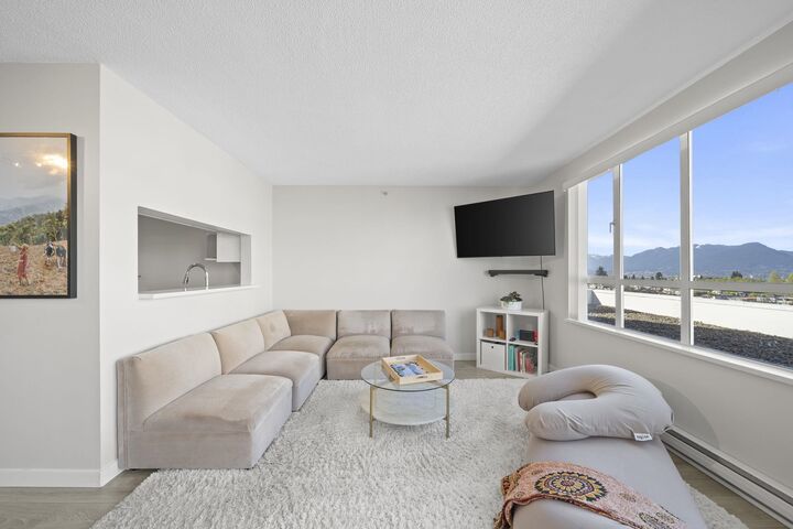 Property Photo:  3455 Ascot Place 1208  BC V5R 6B7 