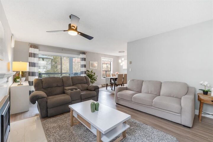 Property Photo:  1473 Blackwood Street 205  BC V4B 3V6 