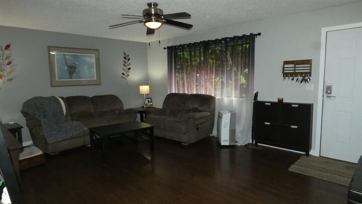 Property Photo: