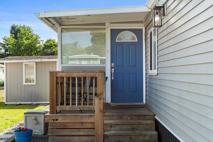 Property Photo:  45640 Watson Road 86  BC V2R 3P8 