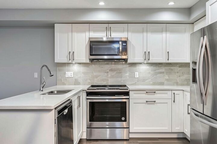 Property Photo: 1990 Westminster Avenue 204 BC V3B 1E8