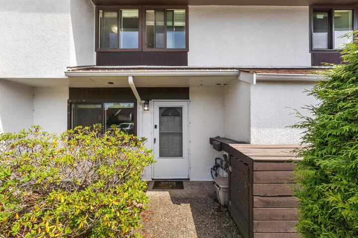Property Photo:  9700 Glenacres Drive 107  BC V7A 1Y7 