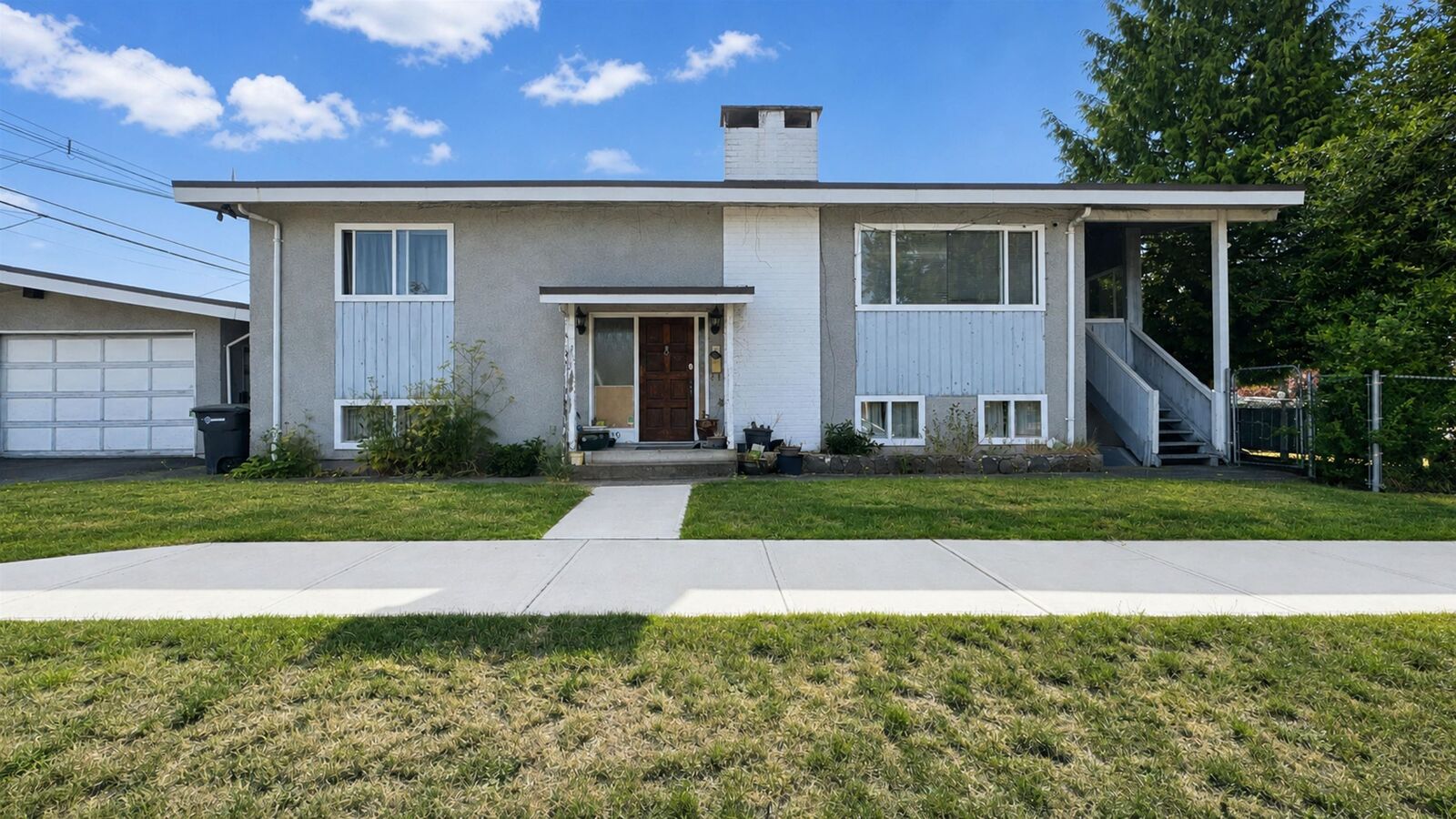 Property Photo: 750 Beta Avenue BC V5C 5M5