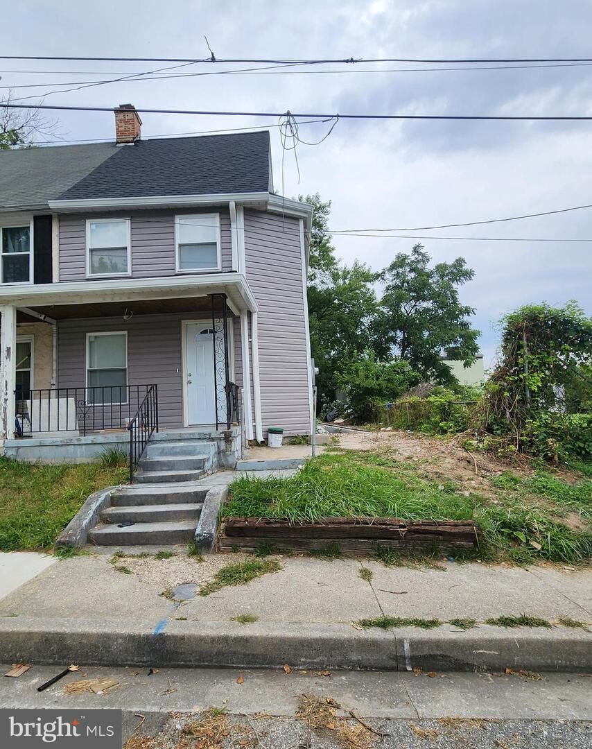Property Photo:  523 Wellesley Street  MD 21229 