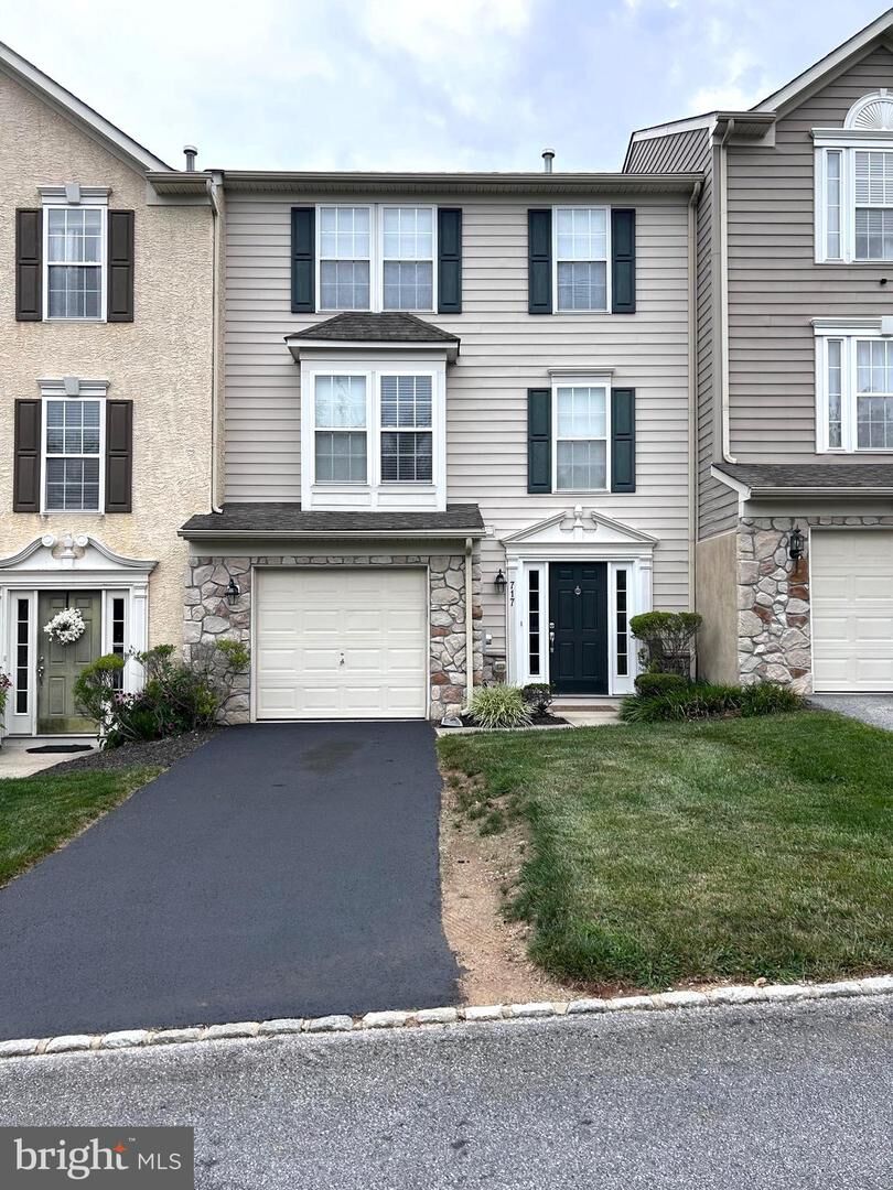 Property Photo:  717 McCardle Drive  PA 19380 